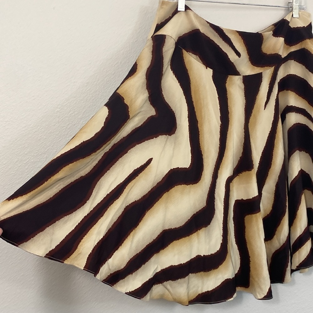 Ralph Lauren 100% Silk Animal Print Swing Skirt size 14 - Picture 2 of 7